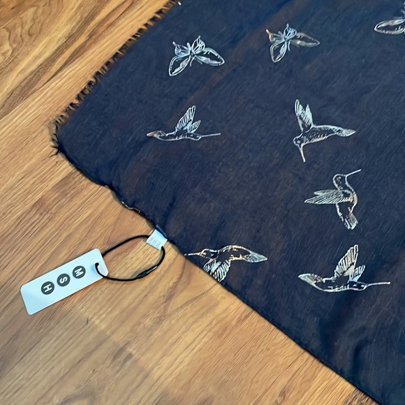 MSH scarf - Picture 2 of 8